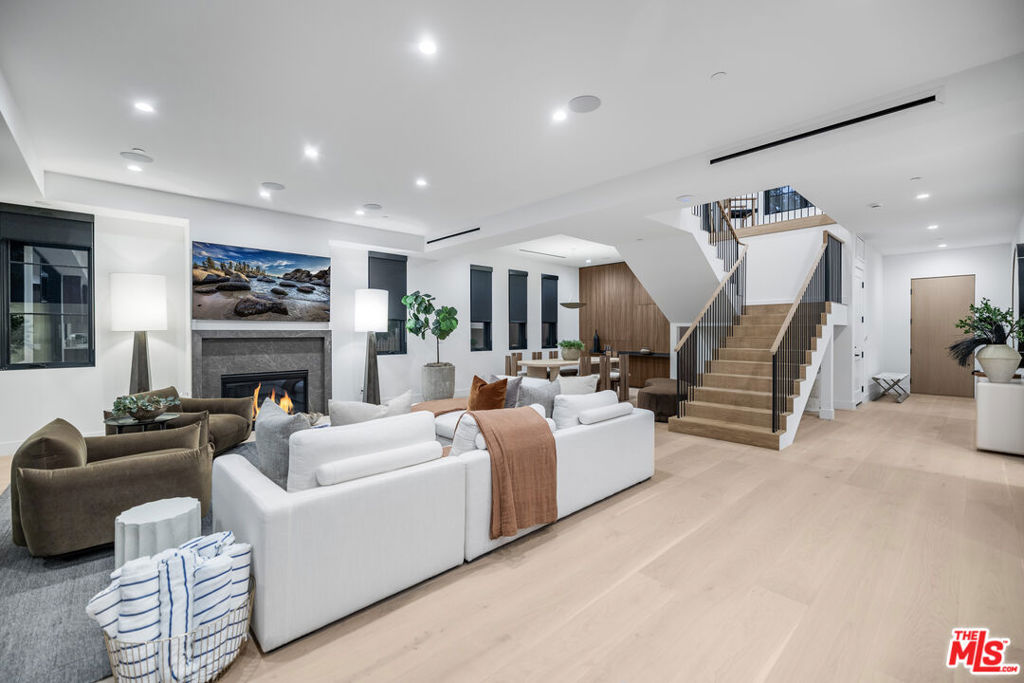 MLS #25619907 image #44