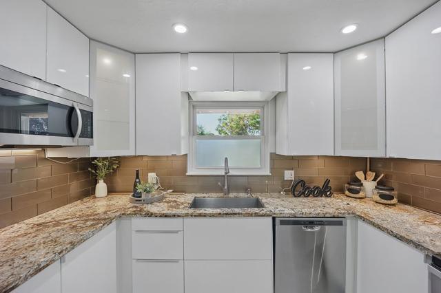 4510 Calaveras Avenue, Fremont CA: https://media.crmls.org/mediaz/17dfbe5c-31d2-4e7e-8f03-c6ee4c508a4f.jpg