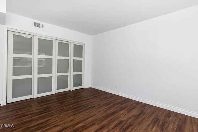 Detail Gallery Image 25 of 27 For 385 S Oakland Ave #205,  Pasadena,  CA 91101 - 3 Beds | 2 Baths