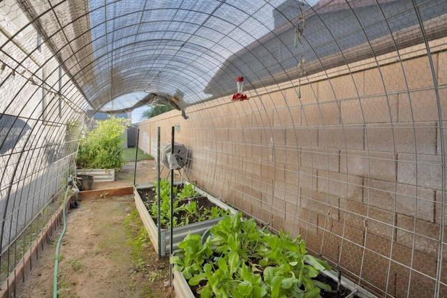 45180 Debbie Drive, La Quinta CA: https://media.crmls.org/mediaz/17e0ce32-03a9-4b9a-9222-21d6d20a121c.jpg