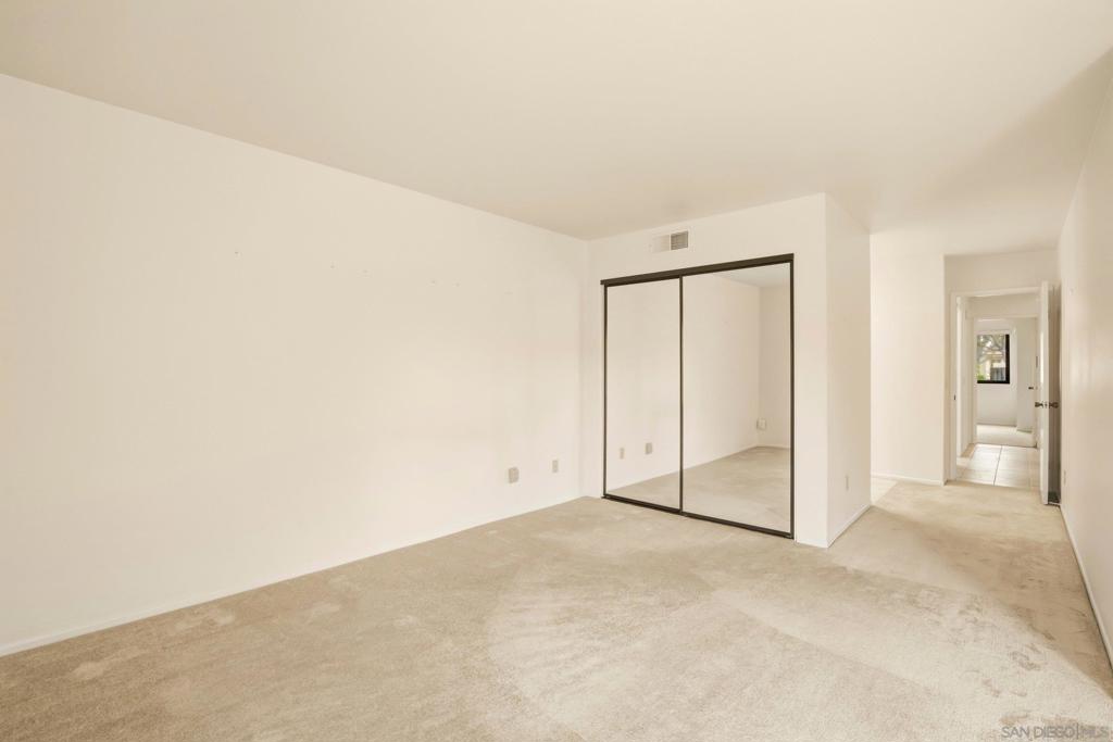 17940 Avenida Alozdra - photo 10