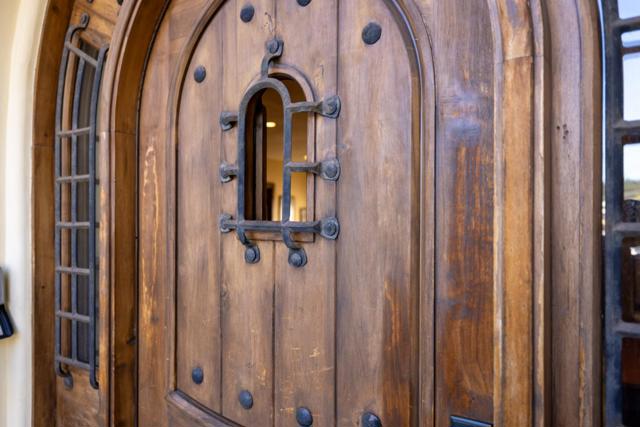 810 Altura Place, Del Rey Oaks CA: https://media.crmls.org/mediaz/17e165a4-711a-4fcc-bb61-b5904e67a5f9.jpg