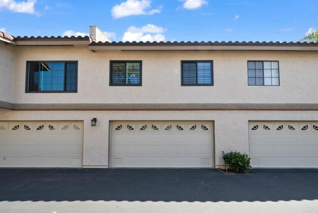 7636 Palmilla Drive, San Diego CA: https://media.crmls.org/mediaz/17e1bfab-6a18-4e1c-aaa0-bf4048654cf8.jpg