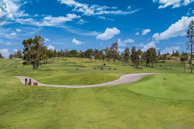 1857 Goldenrod Ln, Vista CA: https://media.crmls.org/mediaz/17e3afd8-0b9b-4e2c-b7cb-148adba3e3cf.jpg