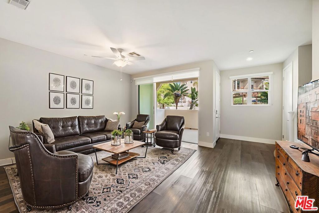 4412 Paxton Place