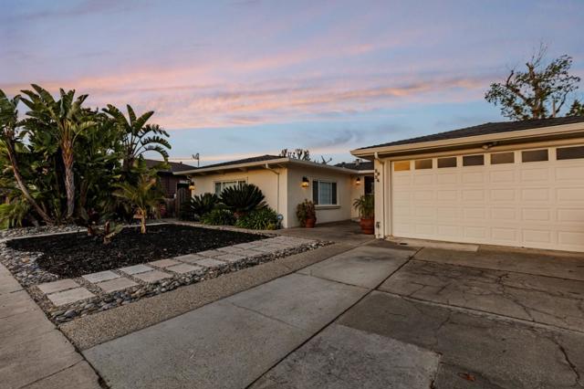 2924 Vivian Lane, San Jose CA: https://media.crmls.org/mediaz/17e46769-9661-4d5c-ae06-ae6b4671f381.jpg