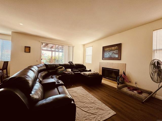 Image 5 of 25 For 1392 Carneros Valley Street