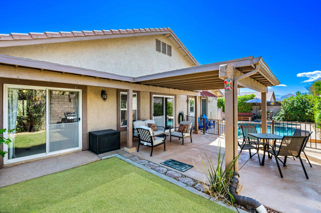 45315 Coldbrook Lane, La Quinta CA: https://media.crmls.org/mediaz/17e532ad-fa65-4c06-8ee6-e27bf5ac9a53.jpg