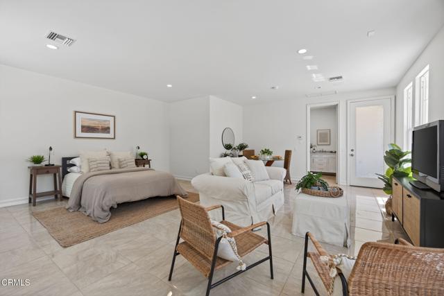 1708 Via Aracena, Camarillo CA: https://media.crmls.org/mediaz/17e56ca8-7ac1-4689-bdb4-b6839fb6c86a.jpg