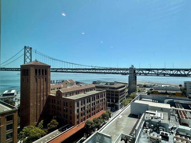 338 Spear Street, San Francisco CA: https://media.crmls.org/mediaz/17e638b3-a32b-4722-80ff-d2a7e092e033.jpg