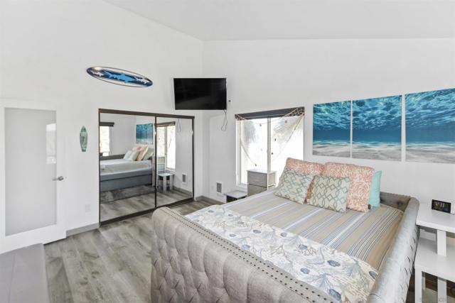 706 Ocean Ln, Imperial Beach CA: https://media.crmls.org/mediaz/17e695c0-c141-4eff-9cf5-ae8d1f876e5d.jpg