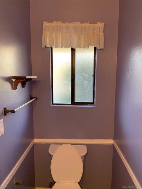 9109 Huntley Road, Fallbrook CA: https://media.crmls.org/mediaz/17e6df8b-8e02-4026-b921-e925ca254cde.jpg