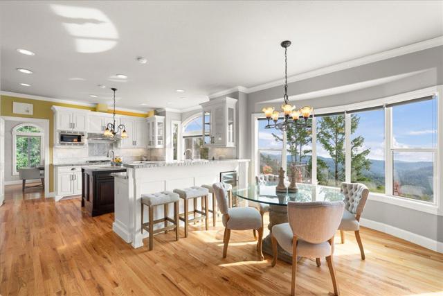 25220 Quail Ridge Road, Los Gatos CA: https://media.crmls.org/mediaz/17e713af-a0d5-4581-bc87-b604f633ffdd.jpg