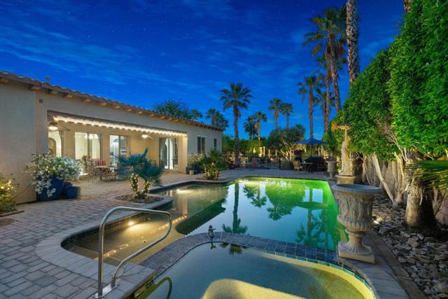 52540 Vino, La Quinta CA: https://media.crmls.org/mediaz/17e72881-8fdb-45b6-a0a7-8a872c54ab56.jpg
