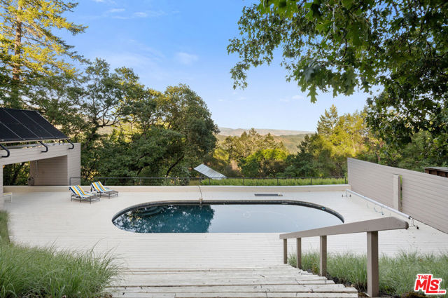 351 Wall Road, Napa CA: https://media.crmls.org/mediaz/17e772b8-362c-4f85-9e03-9ef6b17799b9.jpg