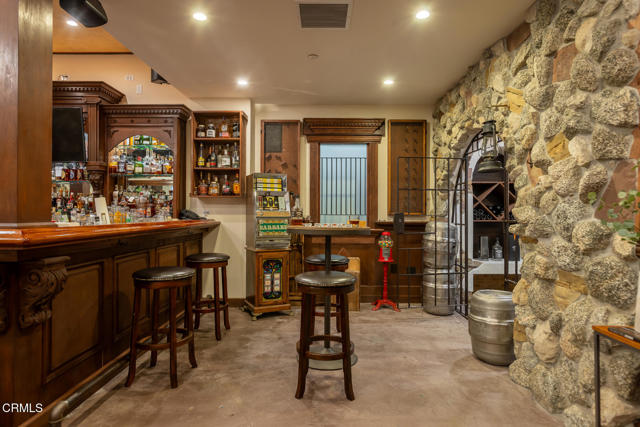 Detail Gallery Image 46 of 72 For 5065 Indianola Way, La Canada Flintridge,  CA 91011 - 5 Beds | 5/2 Baths