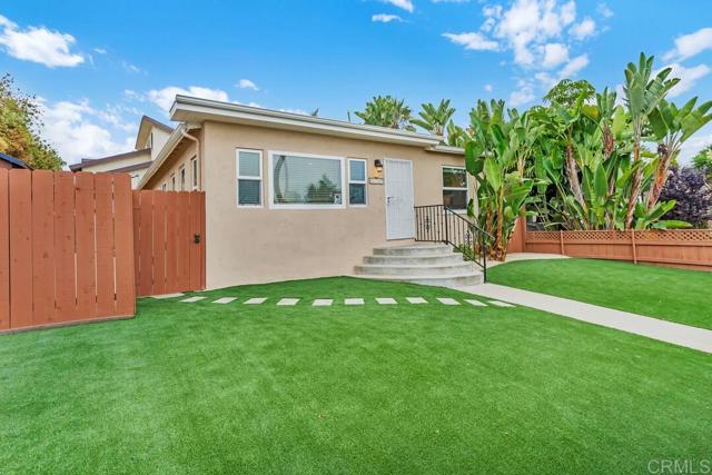4725 Saratoga Avenue, San Diego CA: https://media.crmls.org/mediaz/17e87872-51f5-441d-b769-2eba19359d7a.jpg
