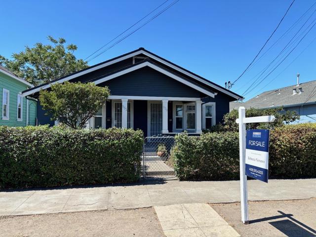 961 S 7th Street, San Jose CA: https://media.crmls.org/mediaz/17e8d50c-0299-469a-8128-da83f971aac7.jpg