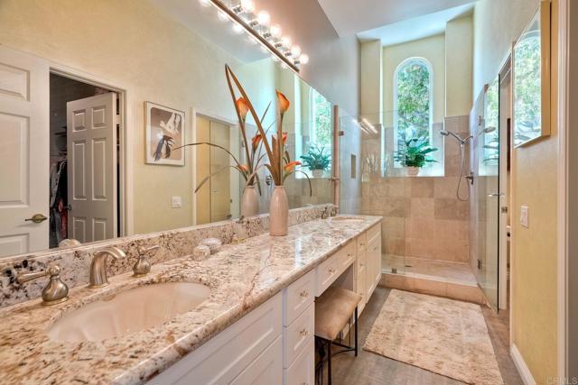 3376 Corsica Way, Oceanside CA: https://media.crmls.org/mediaz/17e9ba57-0481-42e7-9d5c-2f5cb08ed99f.jpg