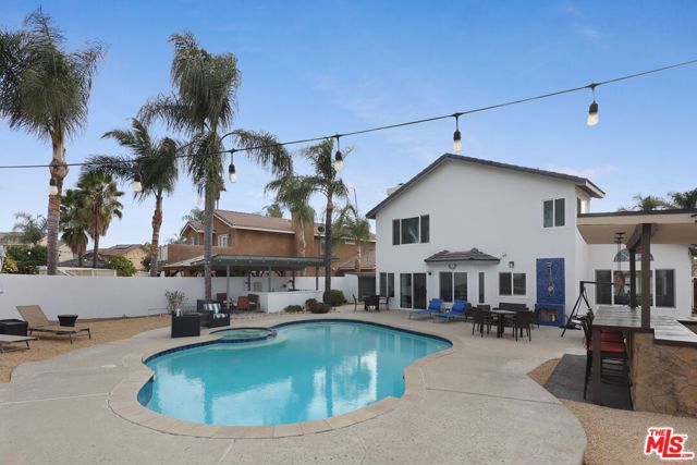 39665 Maple Leaf Court, Murrieta CA: https://media.crmls.org/mediaz/17eaac30-99a2-42df-8fe1-c49fb6968715.jpg