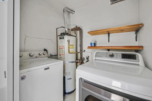 19028 Clemans Dr, Castro Valley CA: https://media.crmls.org/mediaz/17ed141e-2d74-4904-8051-b80752fa6bcd.jpg