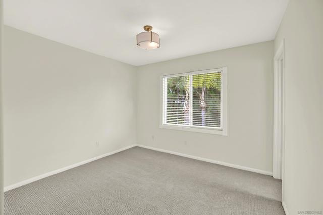 7301 Seafarer Pl, Carlsbad CA: https://media.crmls.org/mediaz/17ed4e04-e444-48aa-9e5e-5b148428f6f3.jpg