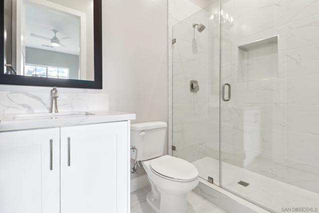 Image 28 of 50 For 15123 Larchmont St