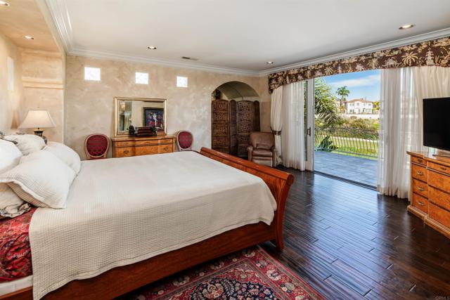 Detail Gallery Image 23 of 55 For 7104 Aviara Dr, Carlsbad,  CA 92011 - 5 Beds | 5/1 Baths