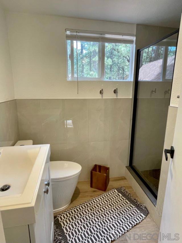 41489 Comstock Ln, Big Bear CA: https://media.crmls.org/mediaz/17ee9c5d-90c2-4635-a802-9e8067119ab8.jpg