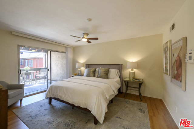 4628 Maytime Lane, Culver City CA: https://media.crmls.org/mediaz/17ef477a-b5a4-457f-9589-bf15fab67e7c.jpg