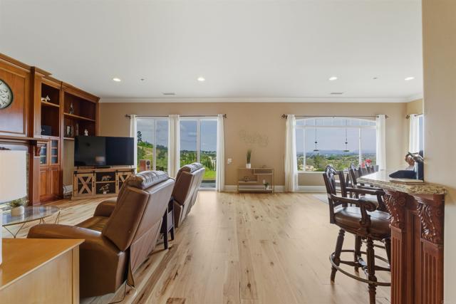 Detail Gallery Image 16 of 39 For 4712 Briana Ct, Fallbrook,  CA 92028 - 4 Beds | 4 Baths