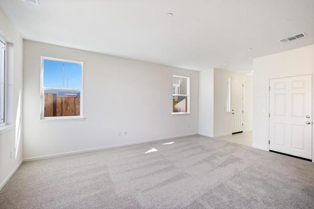 2250 Gladiola Drive, Hollister CA: https://media.crmls.org/mediaz/17f0efa2-abc7-4d57-9249-19ee18cc2f44.jpg