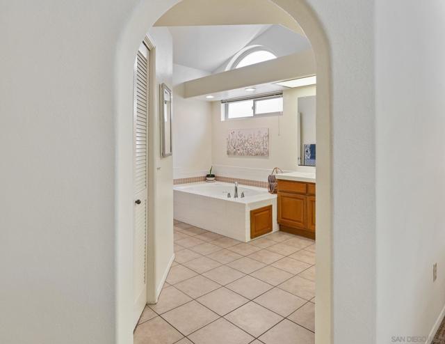 16504 Calle Pulido, San Diego CA: https://media.crmls.org/mediaz/17f15b83-a3f7-462f-8412-6df17c90107d.jpg