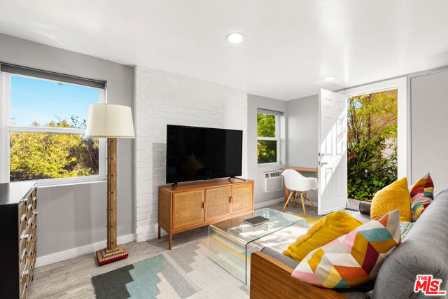 Drew Fenton | 16655 Marquez Terrace Pacific Palisades CA | MLS: 7356953