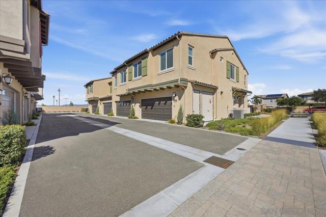 39319 Corvina, Temecula CA: https://media.crmls.org/mediaz/17f33a91-c9d3-47fa-a0ff-fef8d8ae66c5.jpg