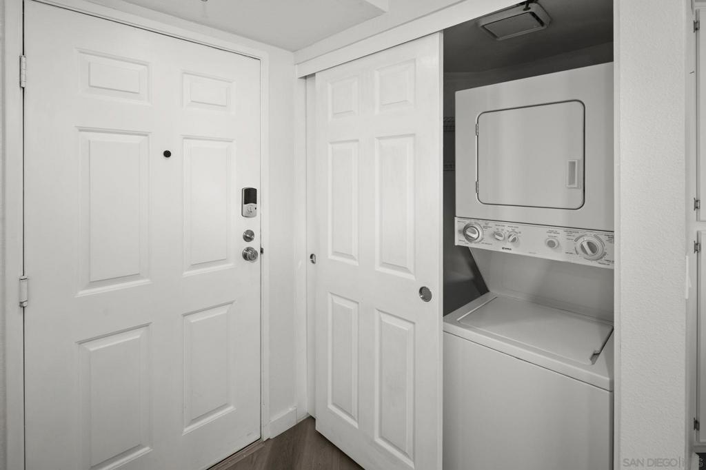 680 Camino De La Reina - photo 16