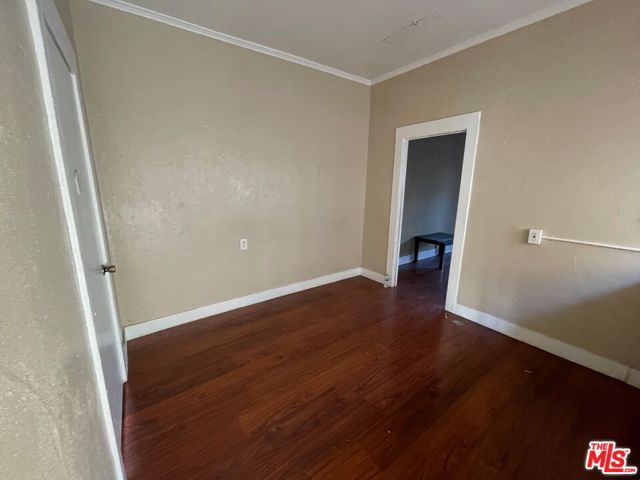 1185 N Normandie Avenue, Los Angeles CA: https://media.crmls.org/mediaz/17f463c8-6c4e-4009-8c74-9df276558797.jpg