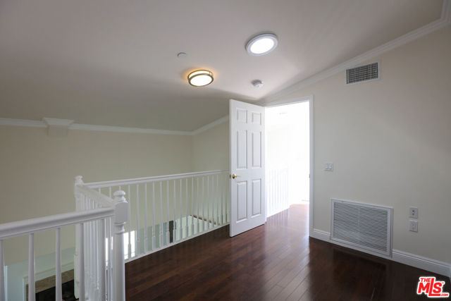 1171 Franklin Street, 102 photo 29