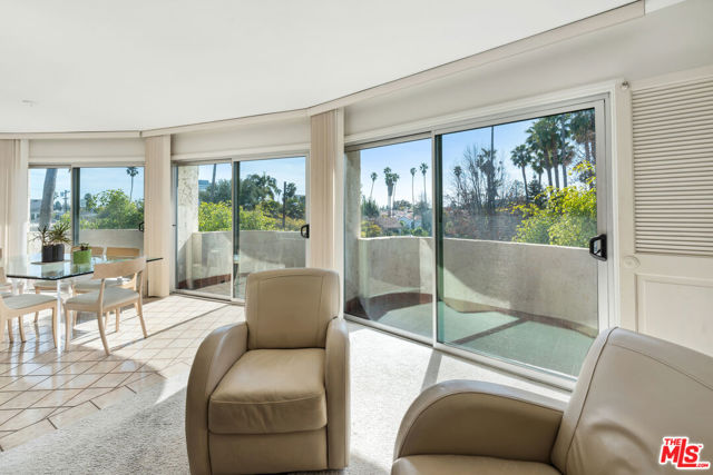 Drew Fenton | 836 S Bundy Drive Los Angeles CA | MLS: 7113379