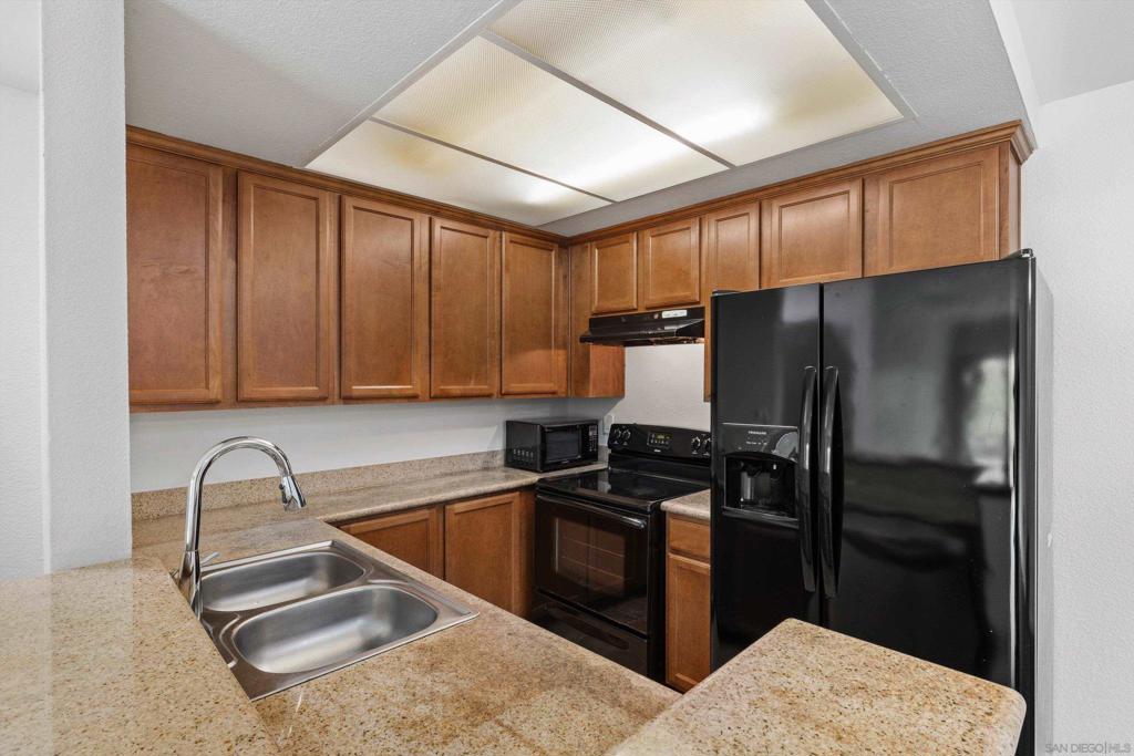 432 Edgehill Lane - photo 10