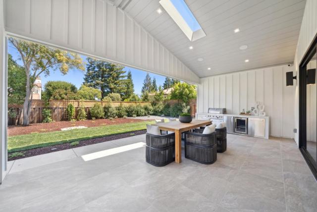 585 Cherry Avenue, Los Altos CA: https://media.crmls.org/mediaz/17f5770b-2af0-4823-bfab-199fdefa47ce.jpg