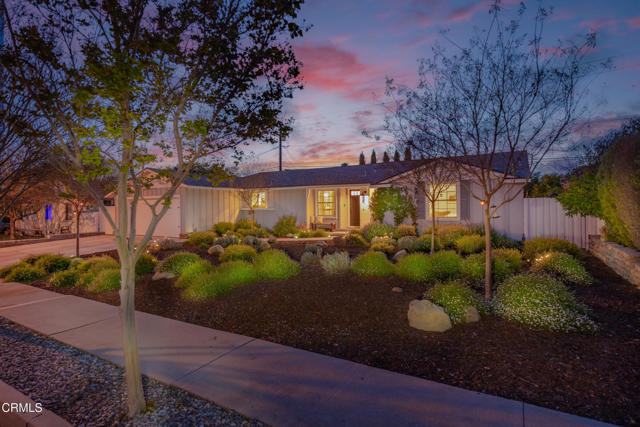 1009 Grandview Avenue, Ojai CA: https://media.crmls.org/mediaz/17f5999f-e344-41e9-9cf3-562e13813b22.jpg