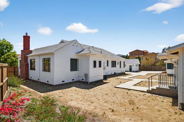 181 197 Klamath Street, Ventura CA: https://media.crmls.org/mediaz/17f64883-a96f-43bb-833e-ac3d9a4749e7.jpg
