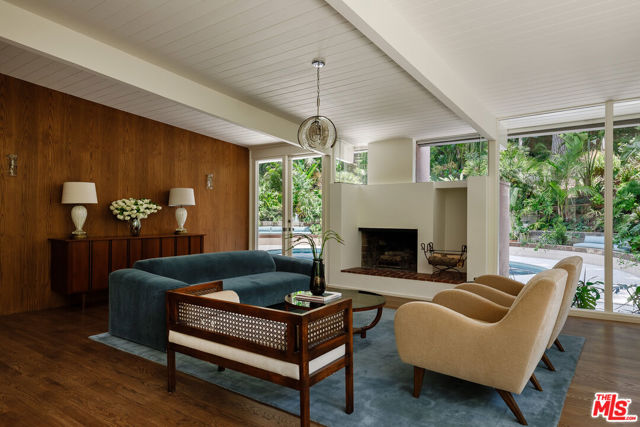 8945 Wonderland Park Avenue, Los Angeles CA: https://media.crmls.org/mediaz/17fa0241-cf9e-4ea8-93ac-560c9da6e567.jpg