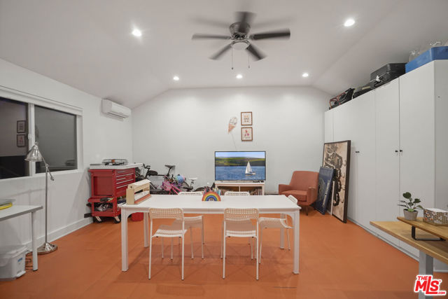 4546 Allott Avenue, Sherman Oaks CA: https://media.crmls.org/mediaz/17fb16ff-0f85-4322-bc72-0b8cff7bd444.jpg