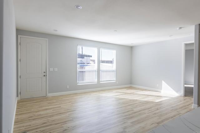 Detail Gallery Image 7 of 19 For 155 Las Flores Dr #39,  San Marcos,  CA 92069 - 4 Beds | 2 Baths