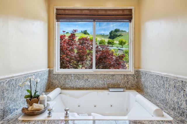 9540 Via Del Oro, Gilroy CA: https://media.crmls.org/mediaz/17fca822-50b6-45fb-99e4-ecb663bbfaf6.jpg