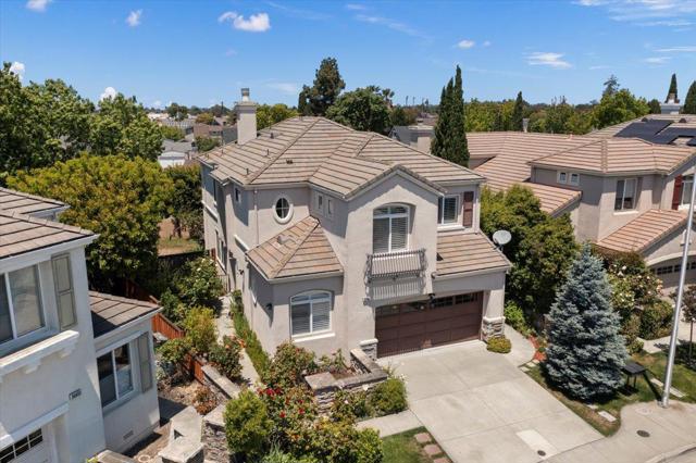 36487 Dijon Drive, Newark CA: https://media.crmls.org/mediaz/17fd0224-df44-4f6a-b981-22639579f4d3.jpg