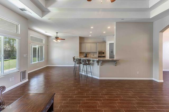 15617 Screaming Eagle Avenue, Bakersfield CA: https://media.crmls.org/mediaz/17fd3eb6-517f-46a2-b88f-1fc54e28ed59.jpg