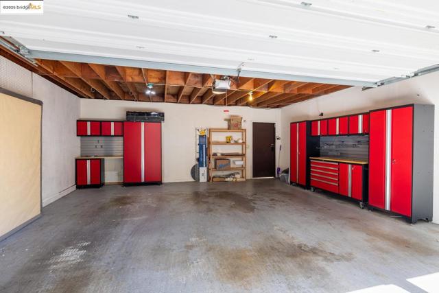 128 Alamo Sq, Alamo CA: https://media.crmls.org/mediaz/17fd5463-96d0-48d0-9d67-80af392c36f9.jpg